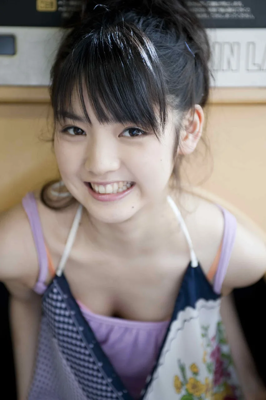 [Sách kỹ thuật số H!P] Số 73 Sayumi Michishige - 16